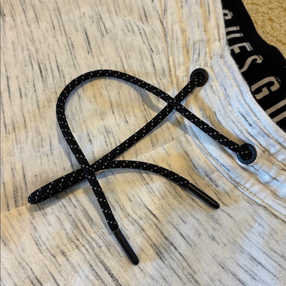 Guess Joggers - Picture 11 of 13